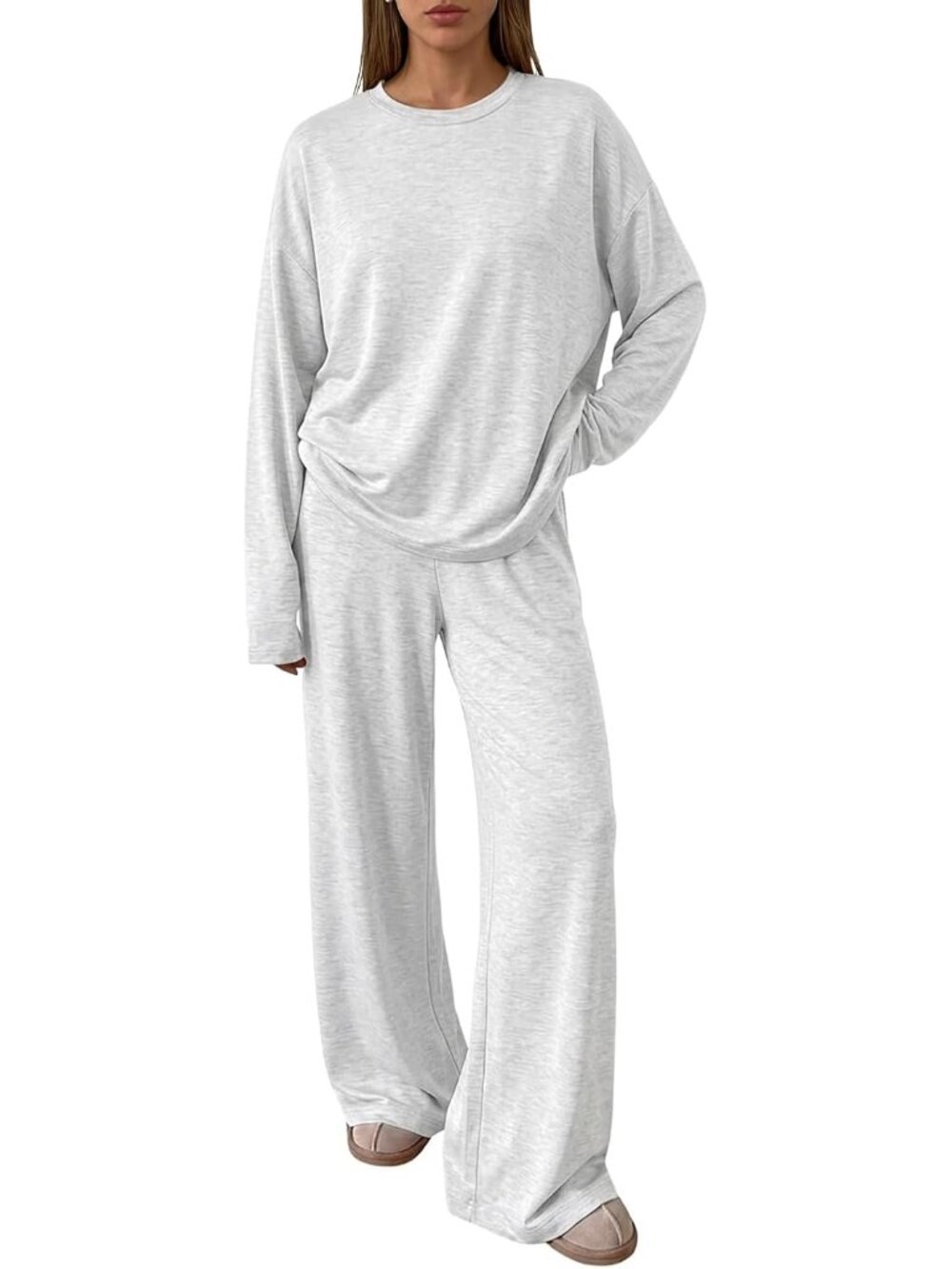 Soft and Relaxed Women's Lounge Set with Oversized Top & Wide Leg Pants